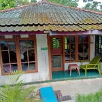 Pesona Wisata Alam Ciparay Endah