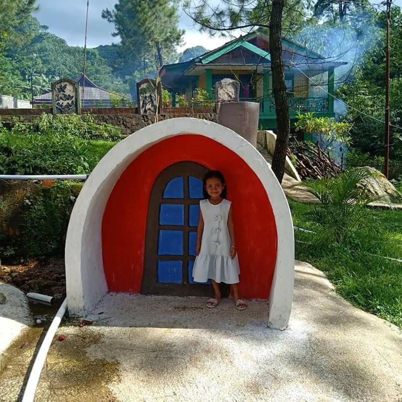 Pesona Wisata Alam Ciparay Endah *