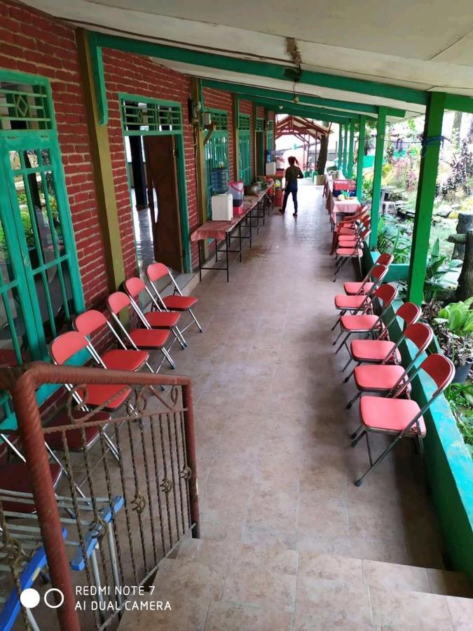 Lodge Pesona Wisata Alam Ciparay Endah *