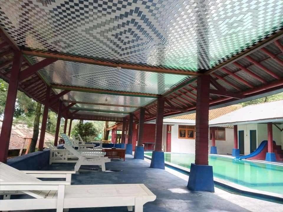 Pesona Wisata Alam Ciparay Endah * Bogor
