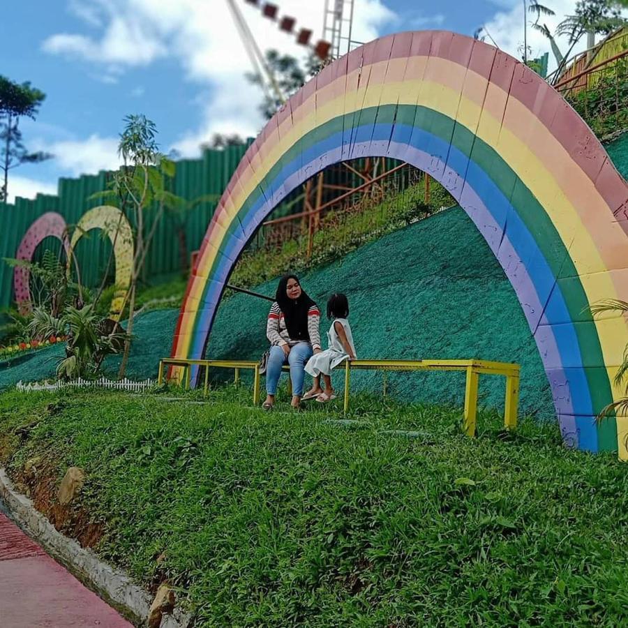 Lodge Pesona Wisata Alam Ciparay Endah