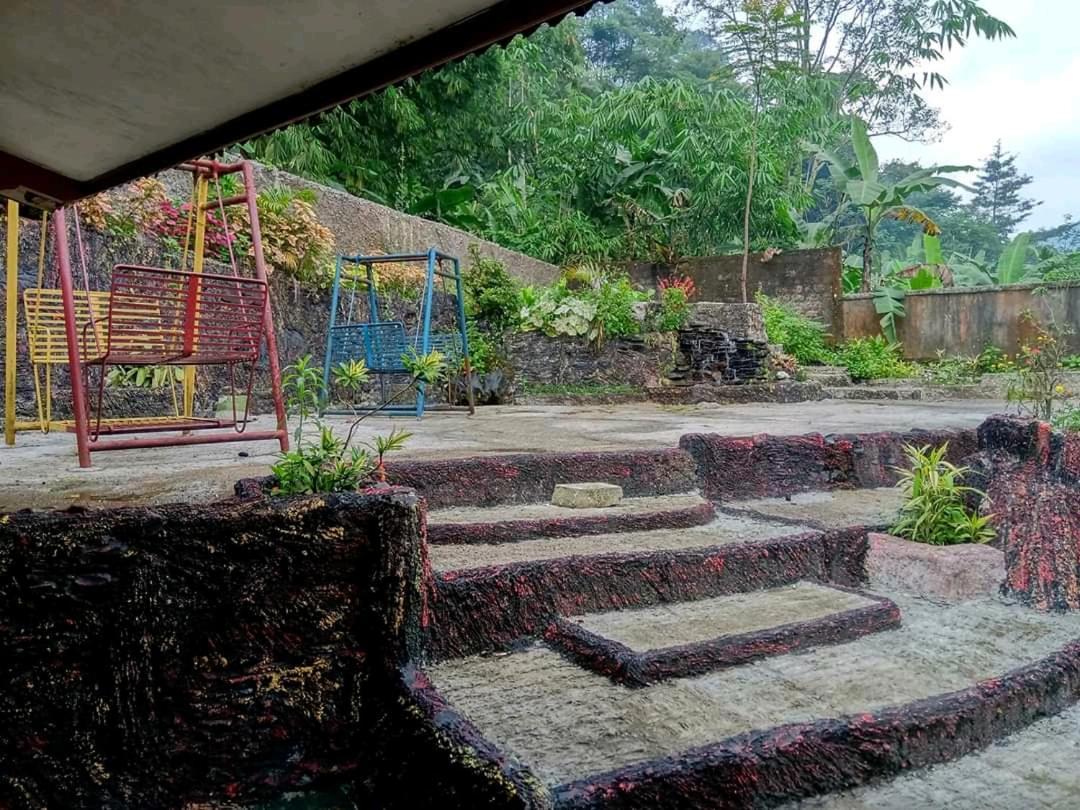 Pesona Wisata Alam Ciparay Endah Bogor